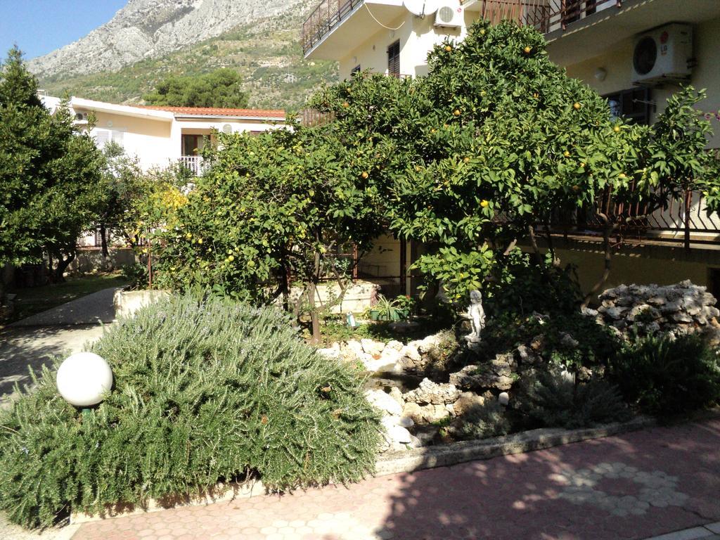 Beach Resort Apartments Bucina Baška Voda Eksteriør billede