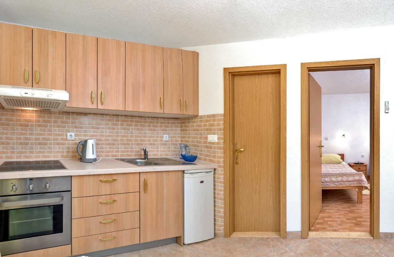 Beach Resort Apartments Bucina Baška Voda Eksteriør billede