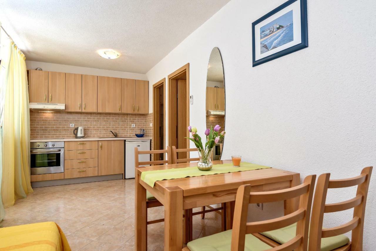 Beach Resort Apartments Bucina Baška Voda Eksteriør billede