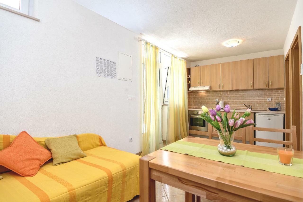 Beach Resort Apartments Bucina Baška Voda Eksteriør billede